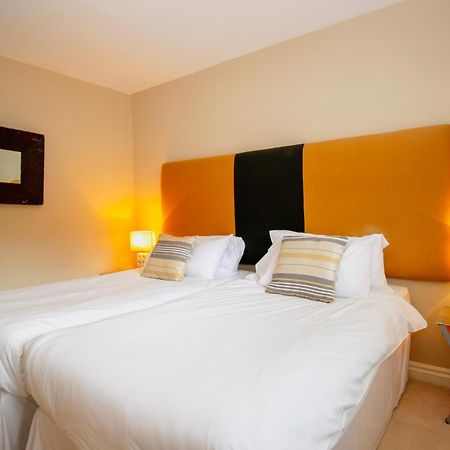 Turnberry Apartments Quarto foto